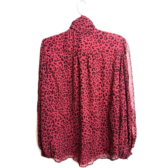 Chicos Women's Red and Black Balloon sleeve Animal Print Vneck blouse Large - Picture 4 of 10
